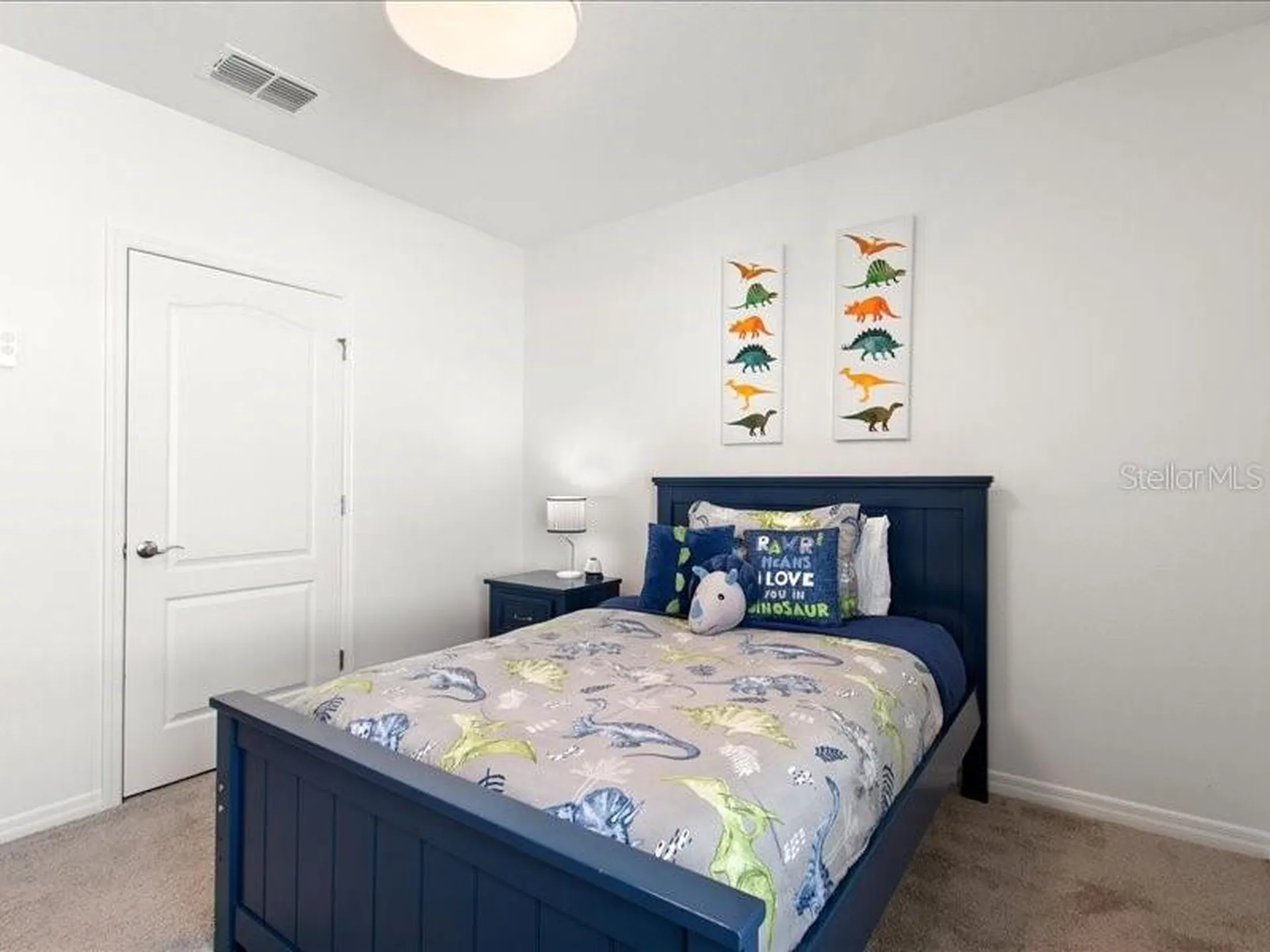 1157 Cascades Avenue Davenport FL 33837