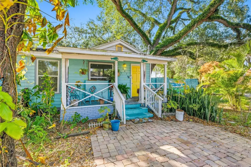 8418 N 9th Street Tampa FL 33604