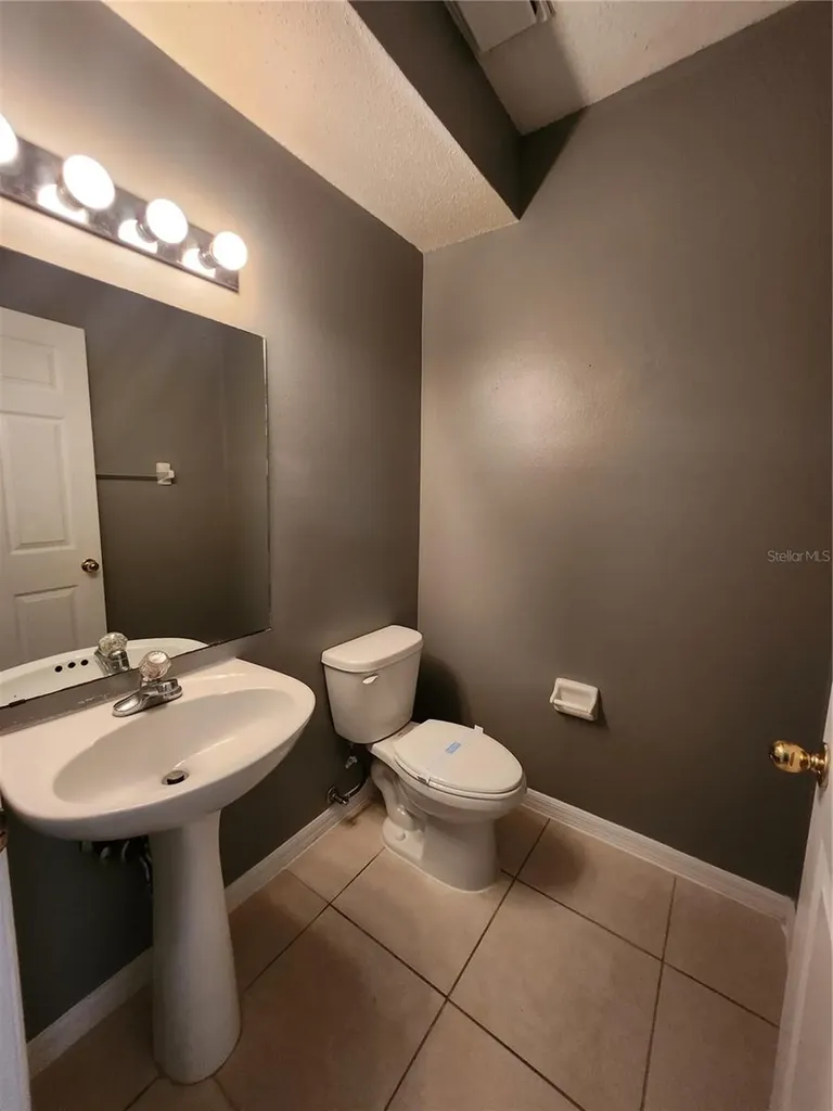 30136 Barnaby Lane Wesley Chapel FL 33543