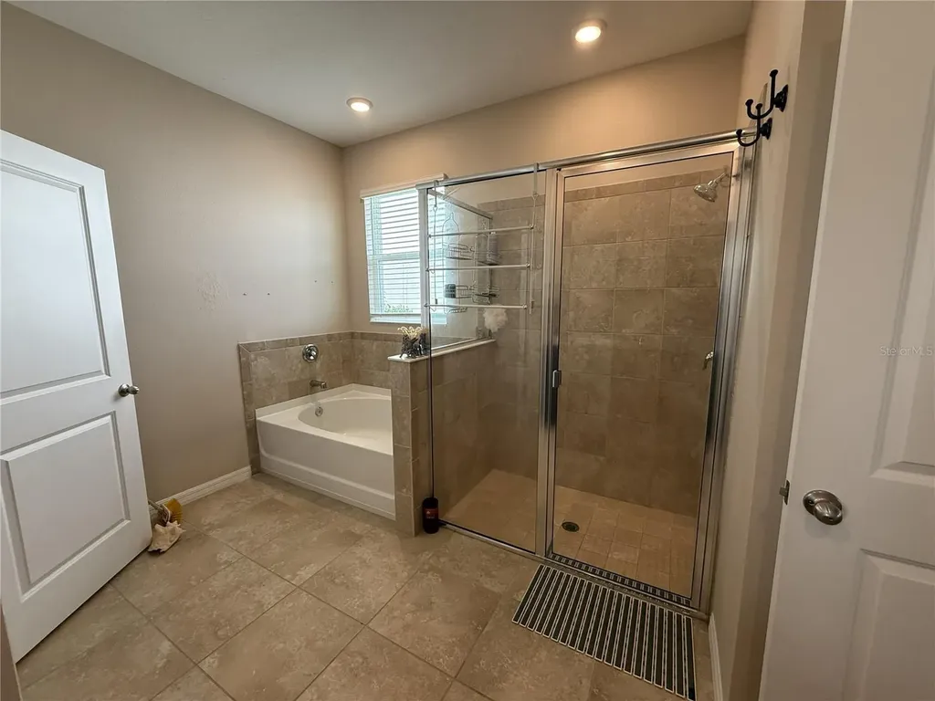 16418 Woodside Glen Parrish FL 34219