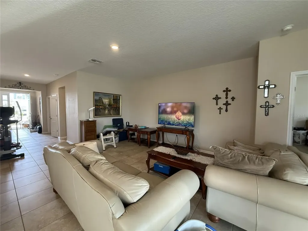 16418 Woodside Glen Parrish FL 34219