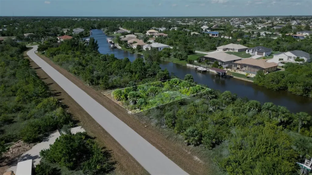 15480 Aribe Avenue Port Charlotte FL 33981