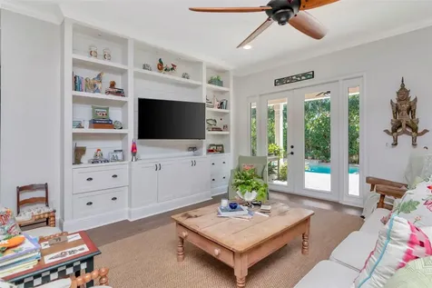 3808 W Barcelona Street Tampa FL 33629