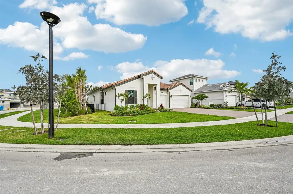 13621 Le Christine Drive Palm Beach Gardens FL 33412