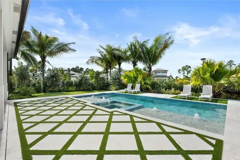 13621 Le Christine Drive Palm Beach Gardens FL 33412