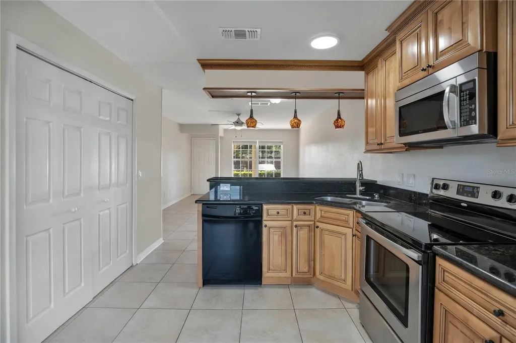 100 Reserve Circle Oviedo FL 32765