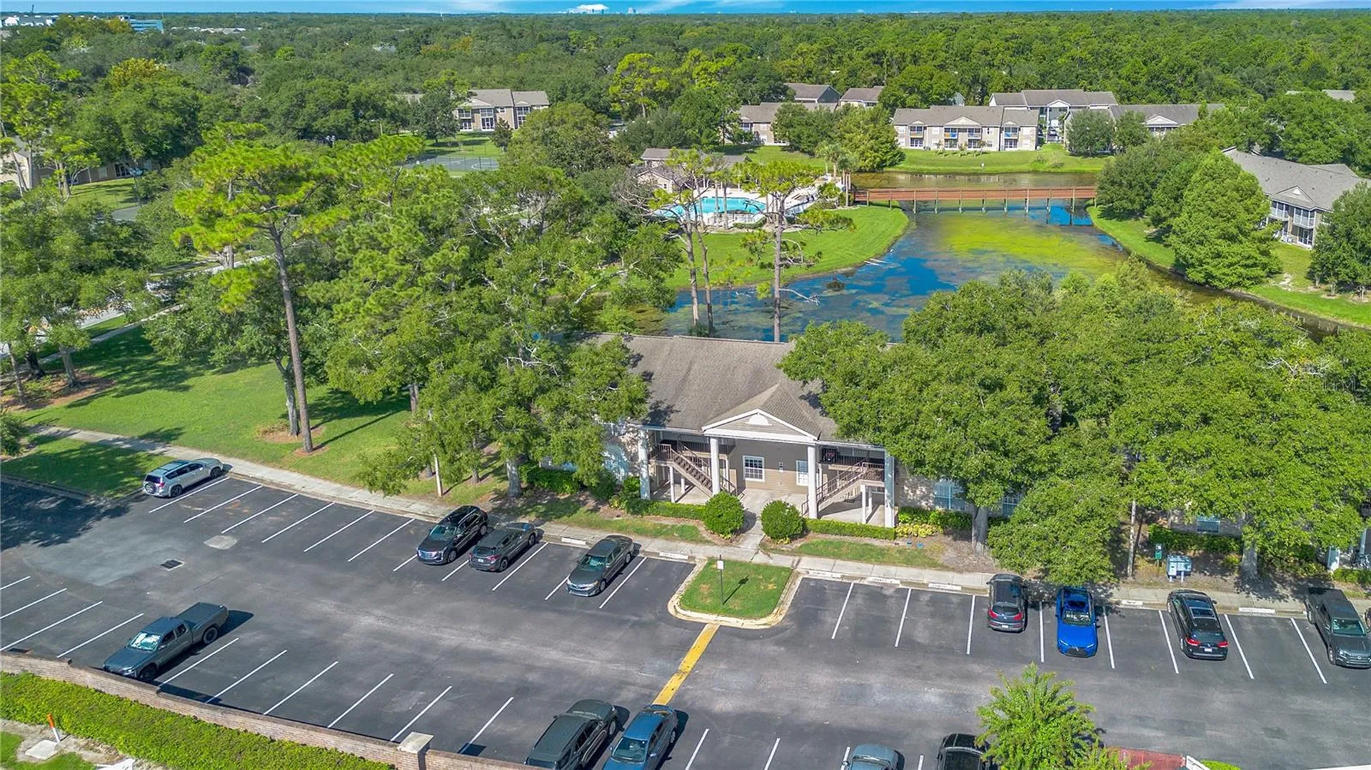 100 Reserve Circle Oviedo FL 32765