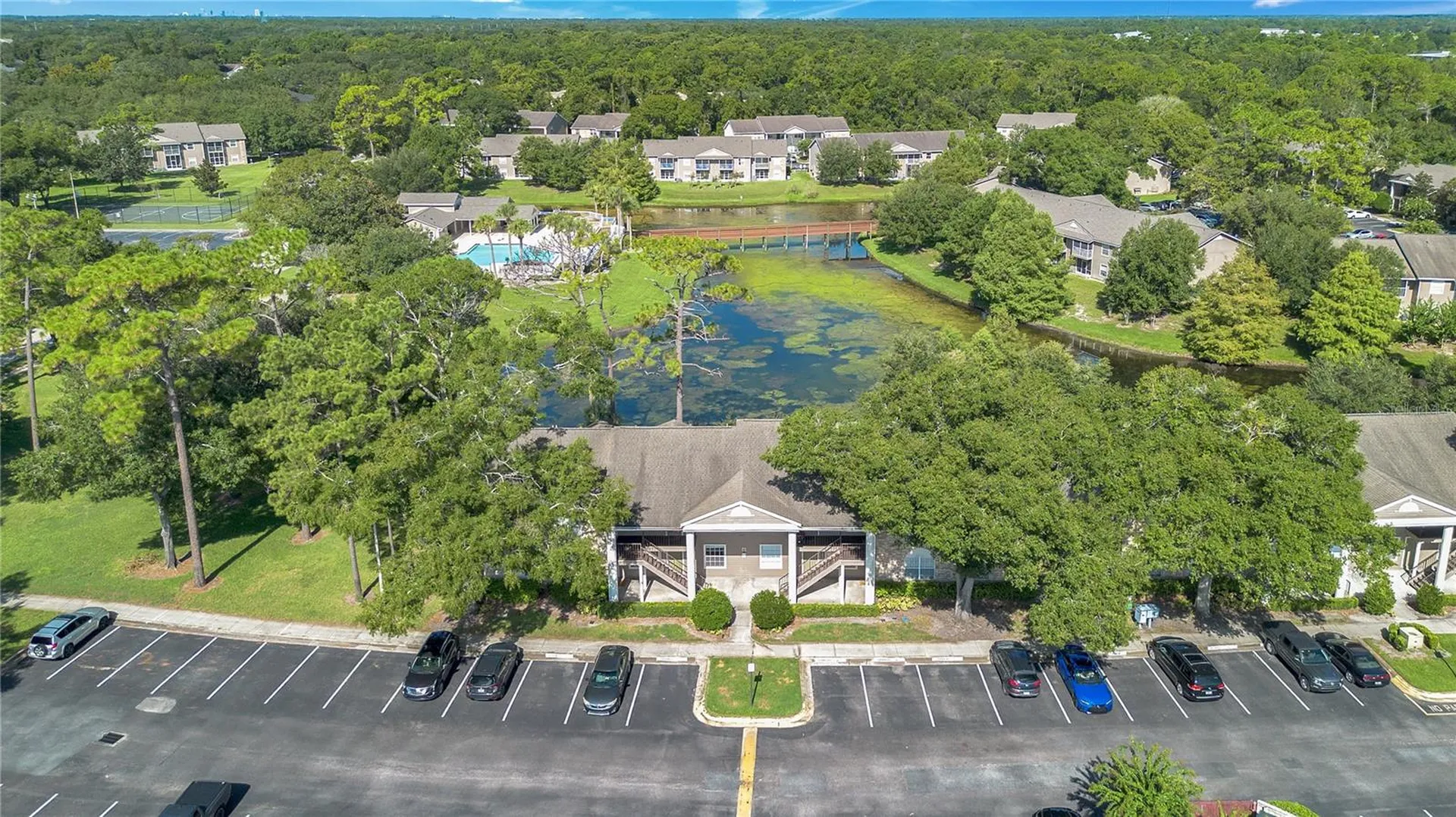 100 Reserve Circle Oviedo FL 32765