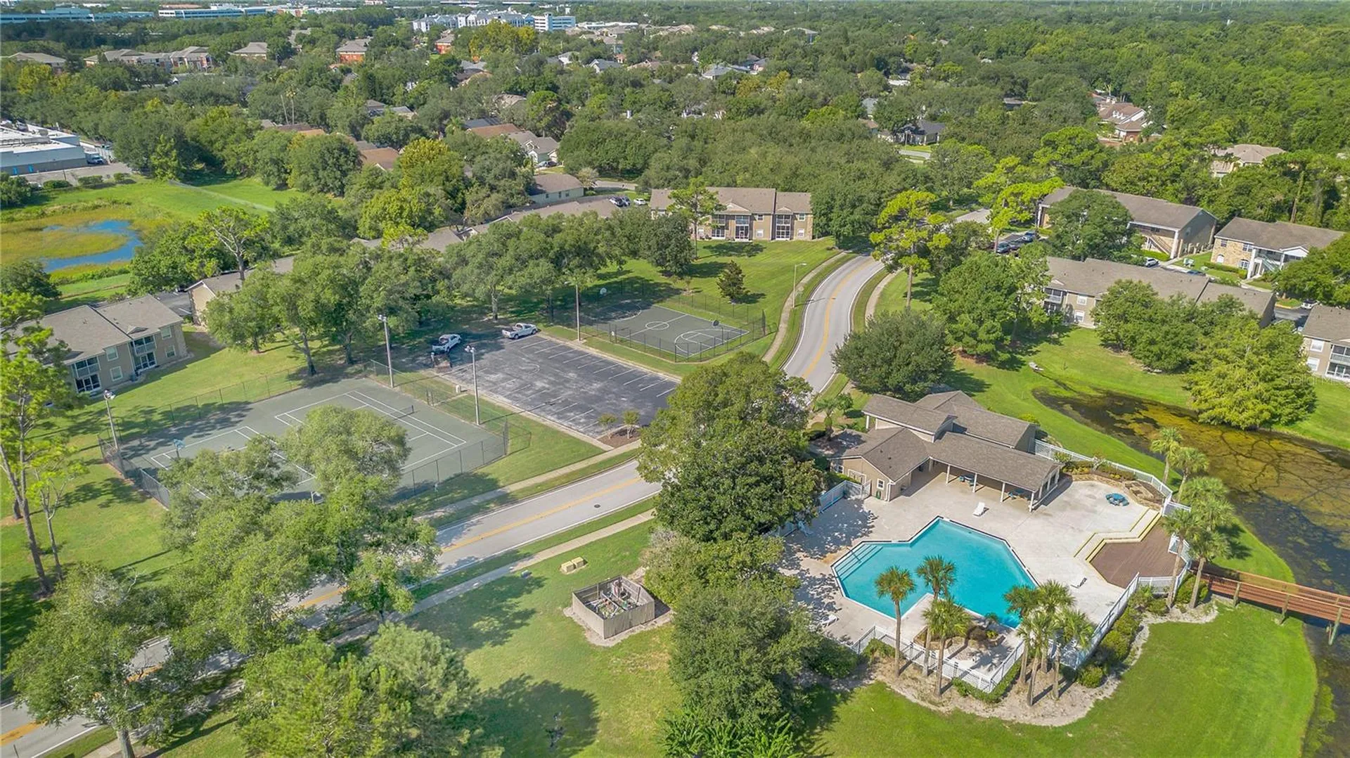 100 Reserve Circle Oviedo FL 32765