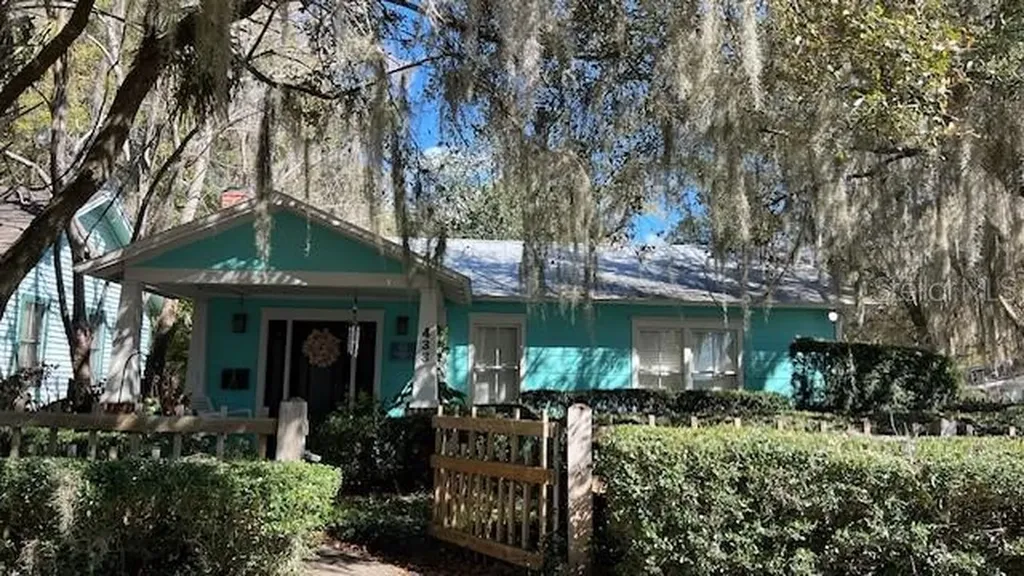 433 SE 7th Street Gainesville FL 32601
