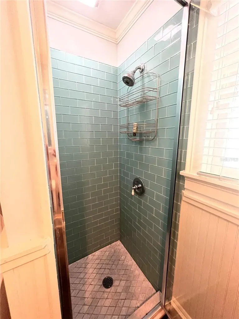 433 SE 7th Street Gainesville FL 32601