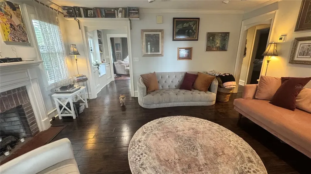 433 SE 7th Street Gainesville FL 32601