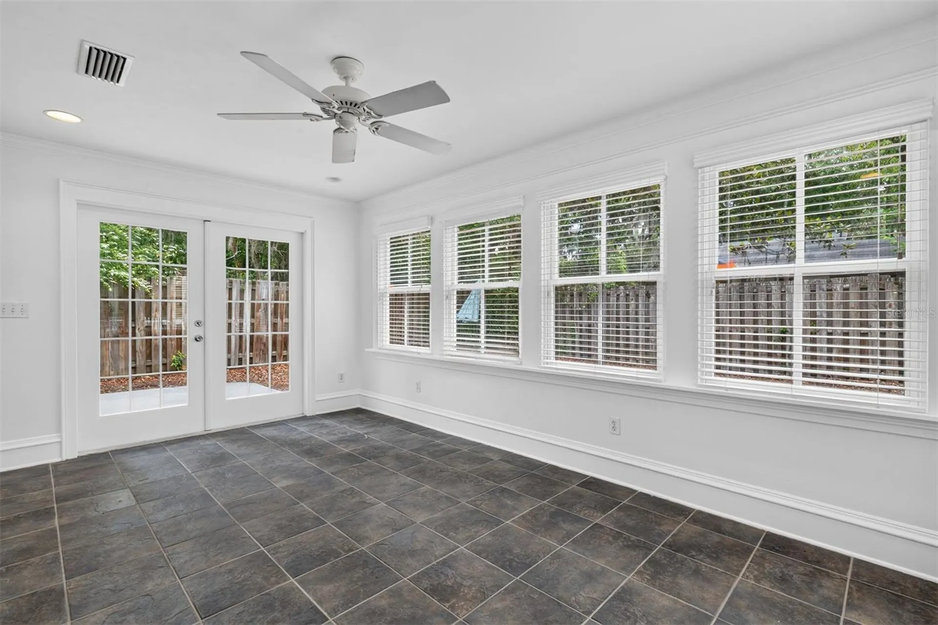 433 SE 7th Street Gainesville FL 32601