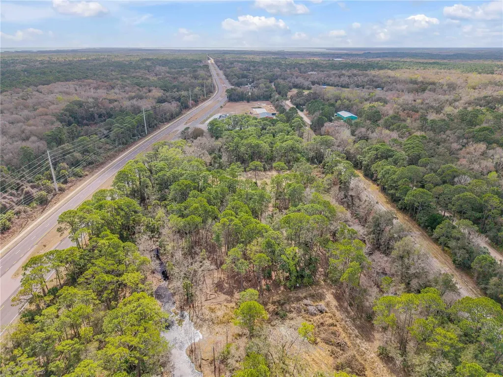370 S Us Highway 1 Oak Hill FL 32759