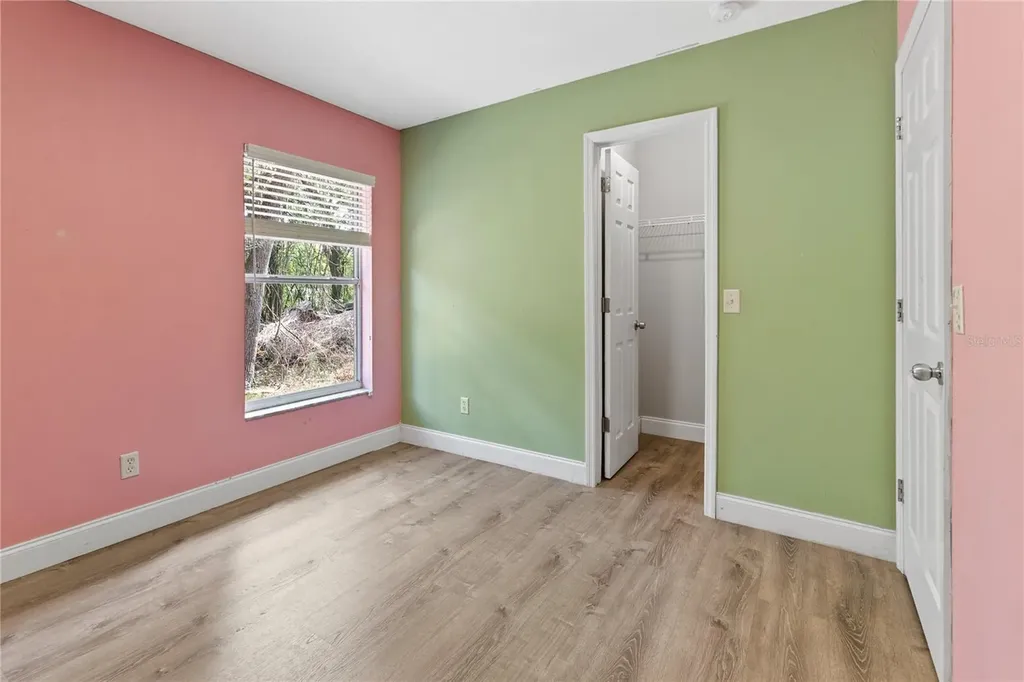 600 W Clarke Street Wildwood FL 34785