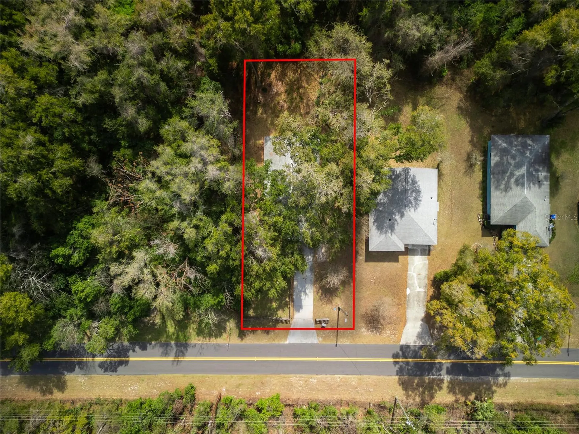 600 W Clarke Street Wildwood FL 34785