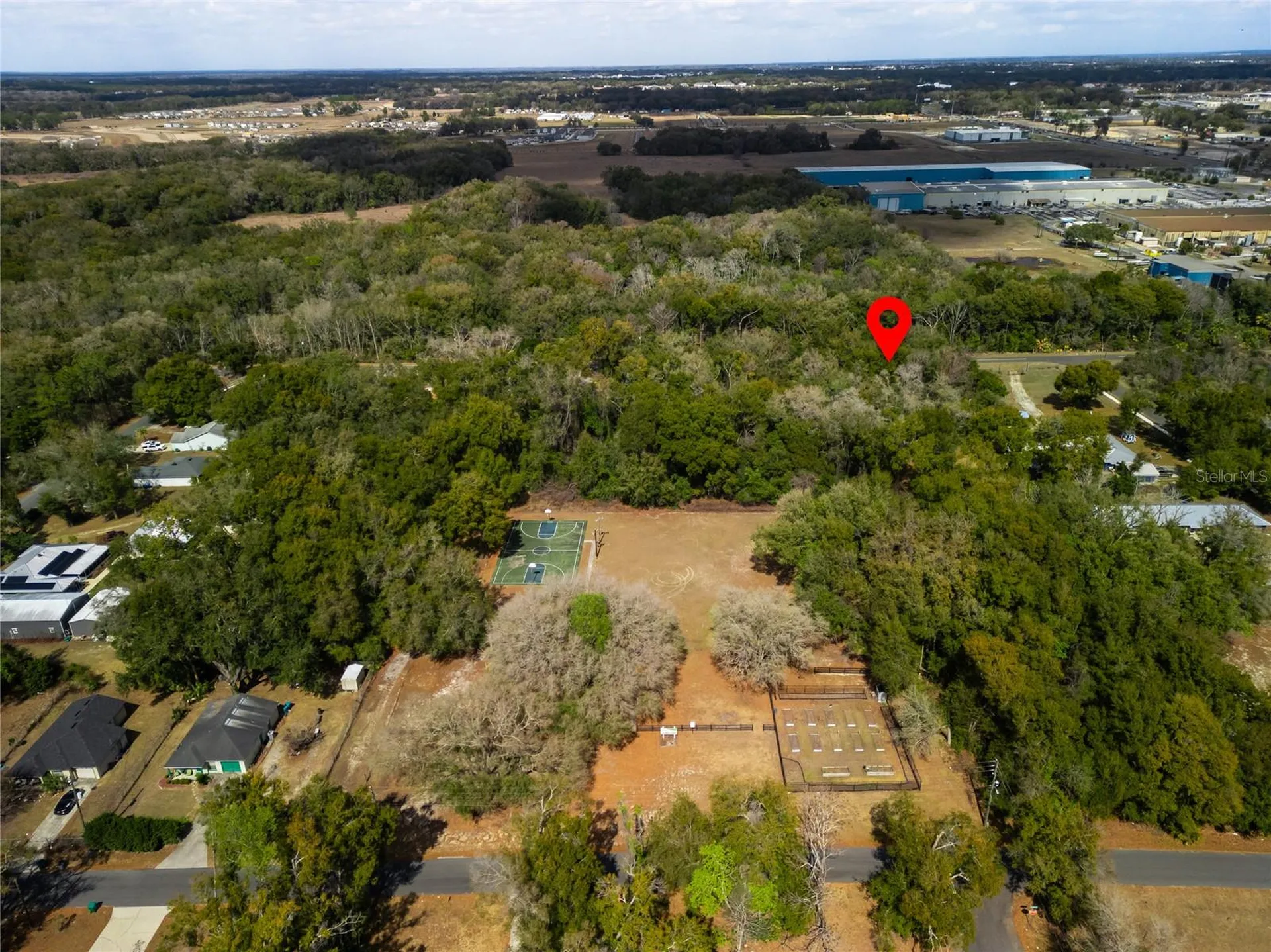 600 W Clarke Street Wildwood FL 34785