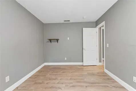 600 W Clarke Street Wildwood FL 34785