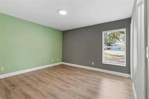 600 W Clarke Street Wildwood FL 34785