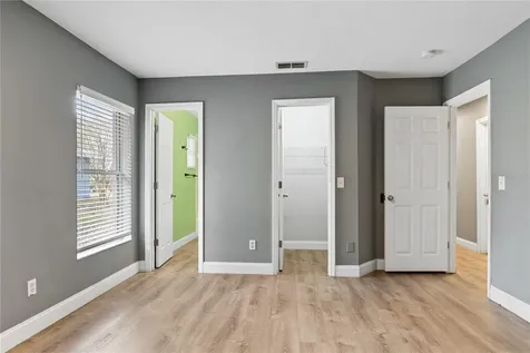 600 W Clarke Street Wildwood FL 34785