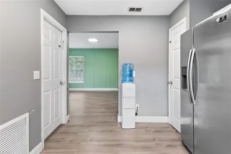 600 W Clarke Street Wildwood FL 34785