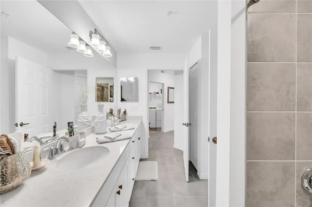 18114 Gawthrop Drive Lakewood Ranch FL 34211