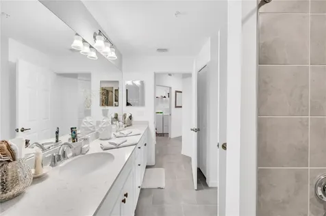 18114 Gawthrop Drive Lakewood Ranch FL 34211