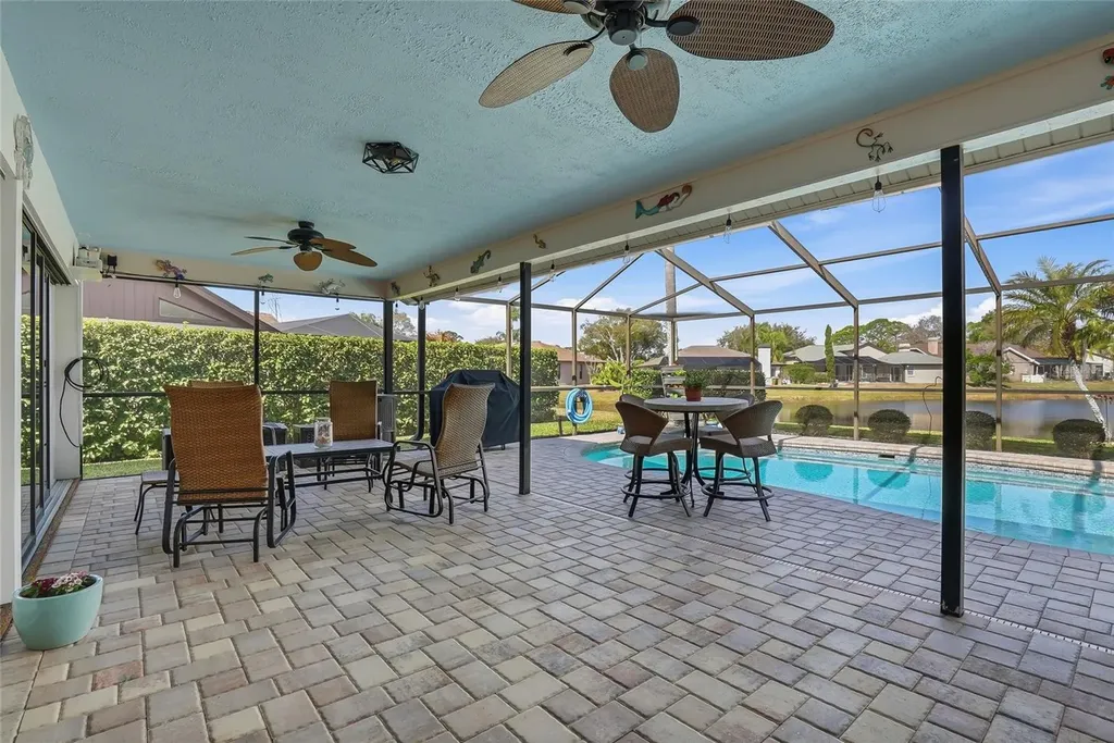 846 Centerwood Drive Tarpon Springs FL 34688
