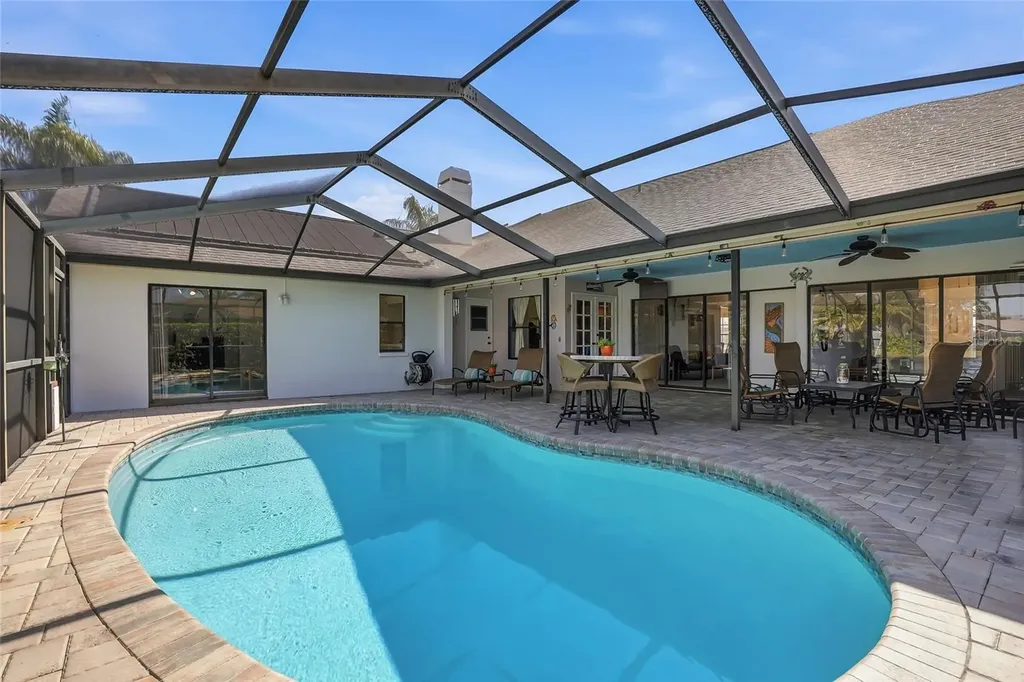 846 Centerwood Drive Tarpon Springs FL 34688