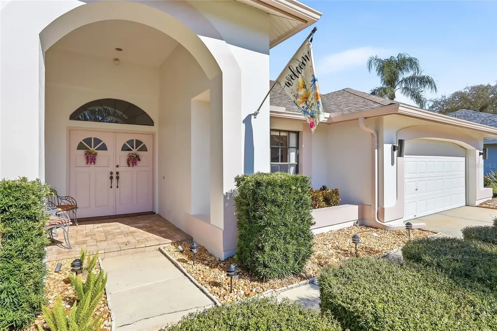 846 Centerwood Drive Tarpon Springs FL 34688