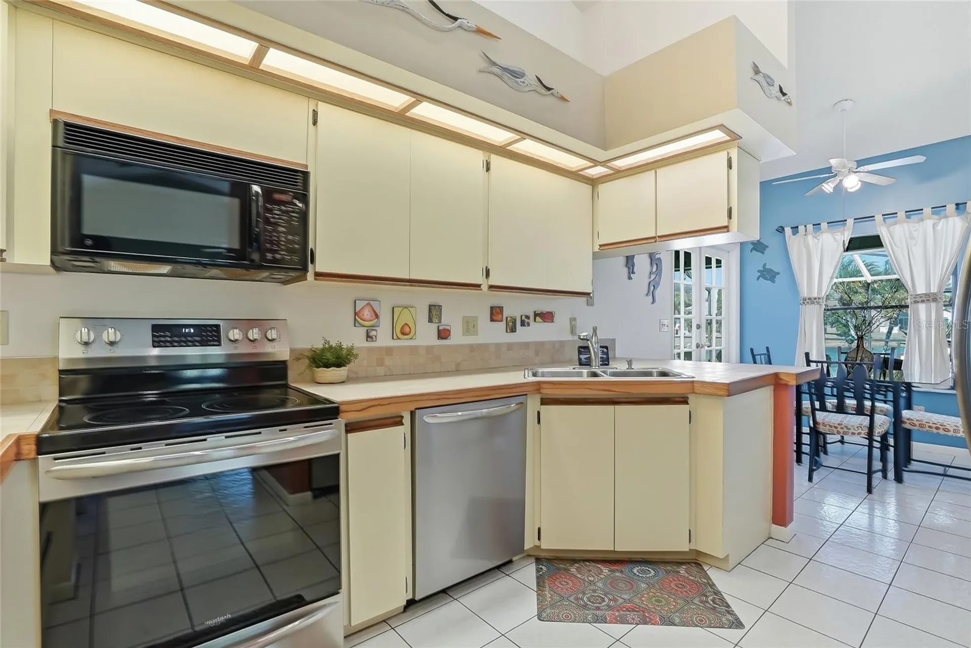 846 Centerwood Drive Tarpon Springs FL 34688