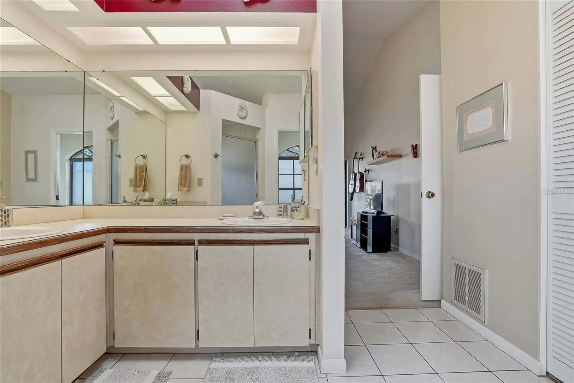 846 Centerwood Drive Tarpon Springs FL 34688