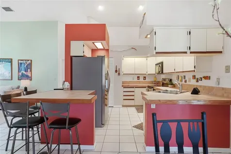 846 Centerwood Drive Tarpon Springs FL 34688