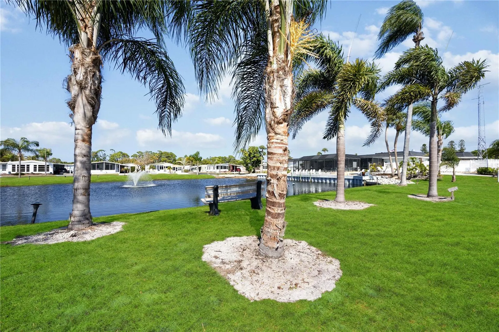 2 S Botany Bay Circle Englewood FL 34223