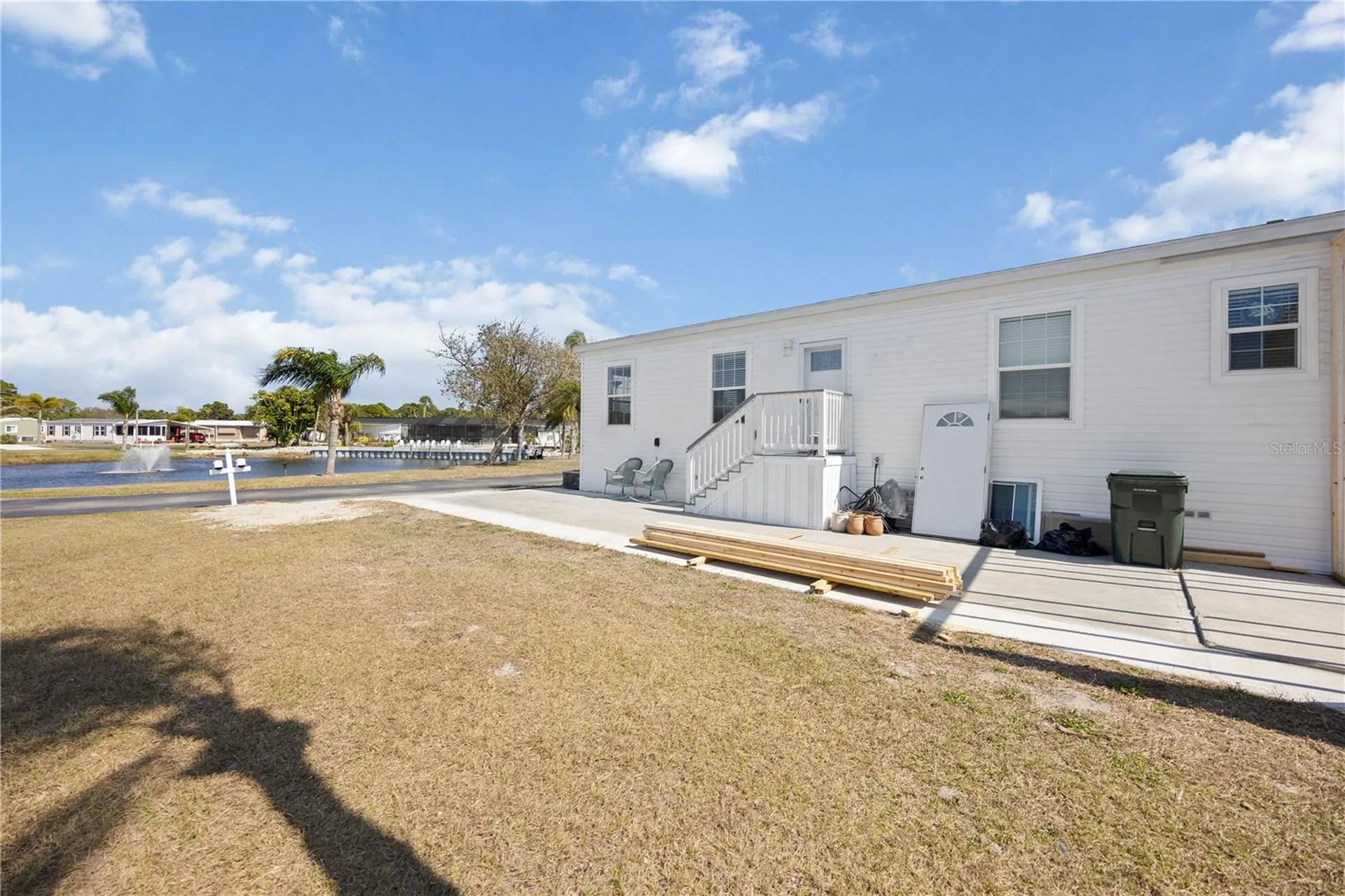 2 S Botany Bay Circle Englewood FL 34223