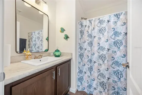 2 S Botany Bay Circle Englewood FL 34223
