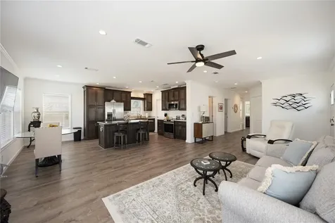 2 S Botany Bay Circle Englewood FL 34223