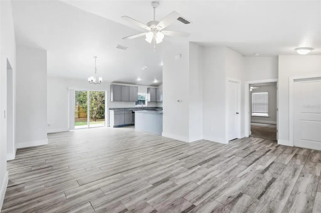 2928 Devonshire Street Deltona FL 32738