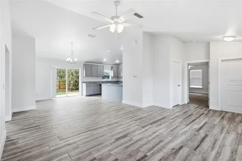 2928 Devonshire Street Deltona FL 32738