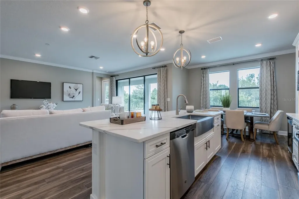 704 Estates Boulevard Tarpon Springs FL 34688