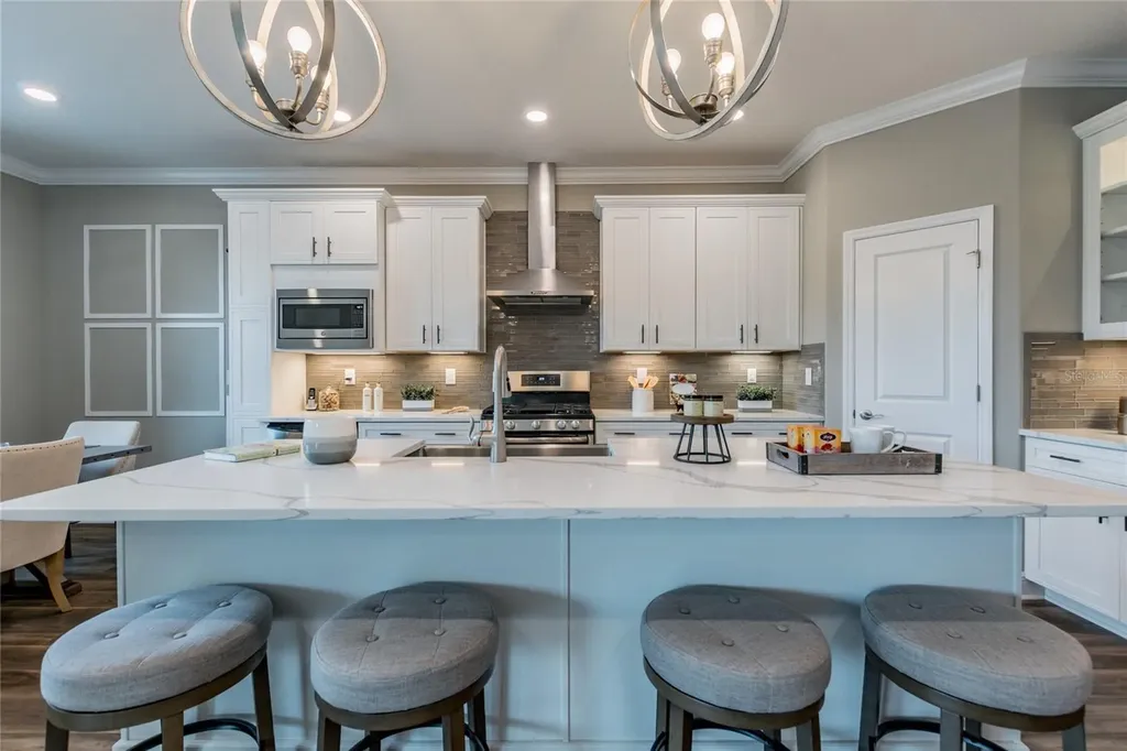 704 Estates Boulevard Tarpon Springs FL 34688