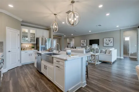 704 Estates Boulevard Tarpon Springs FL 34688