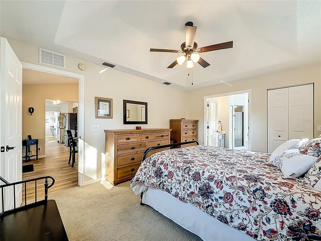 5226 NW 21st Loop Ocala FL 34482