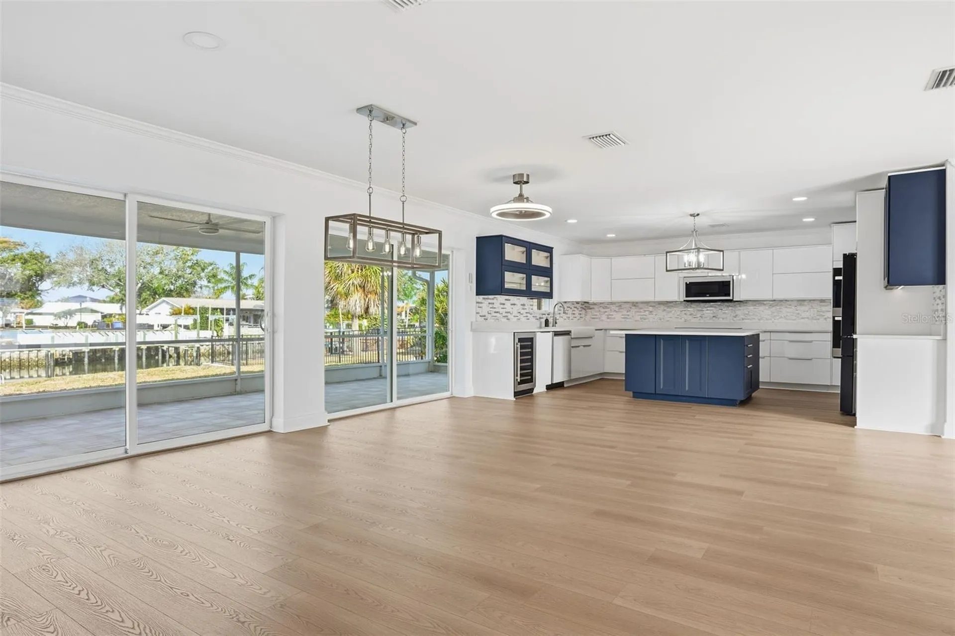 3926 Fontainebleau Drive Tampa FL 33634