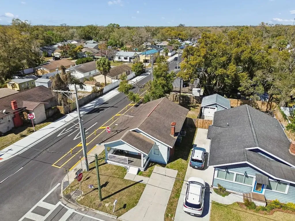 211 W Alva Street Tampa FL 33603