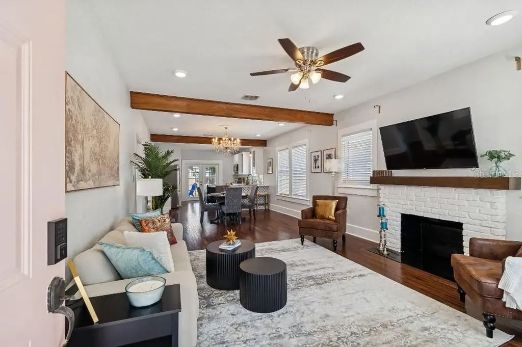 211 W Alva Street Tampa FL 33603