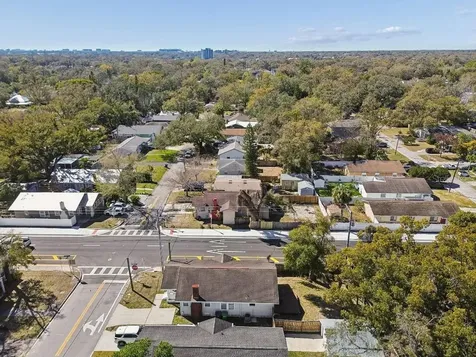 211 W Alva Street Tampa FL 33603