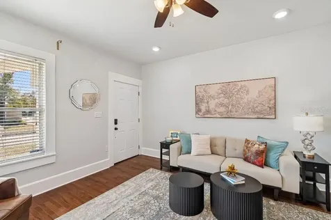 211 W Alva Street Tampa FL 33603