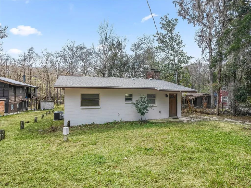 8935 Cr 647s Bushnell FL 33513