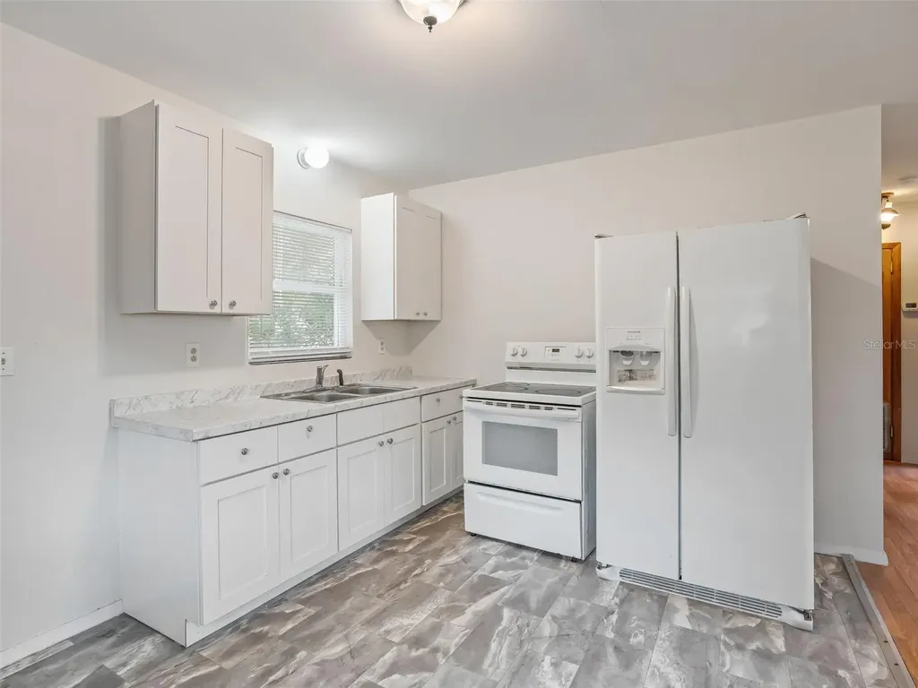 8935 Cr 647s Bushnell FL 33513